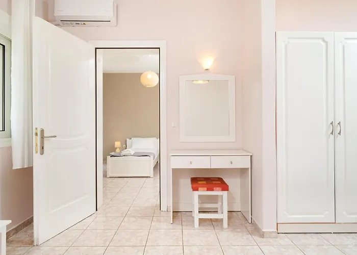 Elena Lejlighed Chrisi Ammoudia