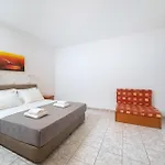 Apartment Elena