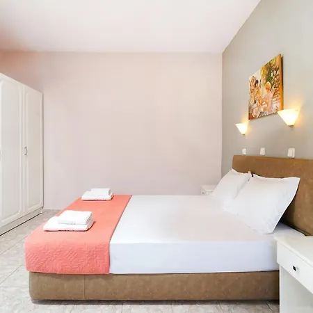 Elena Chrisi Ammoudia