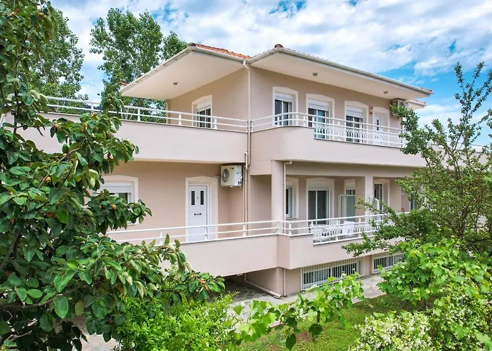 Elena Χρυσή Αμμουδιά