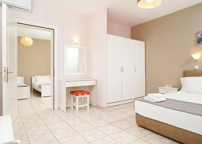 Elena Χρυσή Αμμουδιά